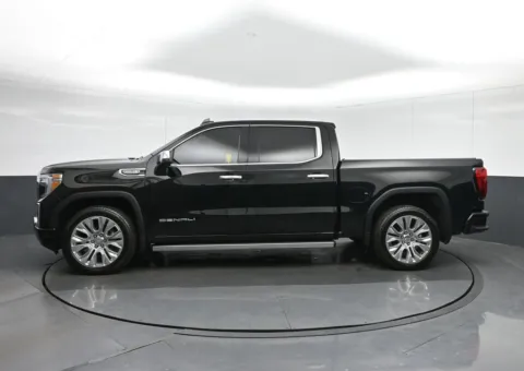 More photos of 2022 GMC Sierra 1500 Limited Denali at Sullivan Auto Trading Fredericksburg, VA