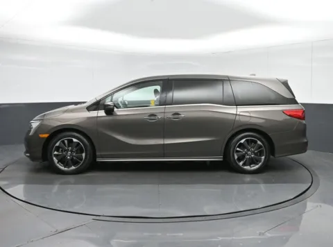 More photos of 2022 Honda Odyssey Elite at Sullivan Auto Trading Fredericksburg, VA