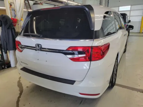 Another view of 2024 Honda Odyssey EX-L for sale in Fredericksburg, VA at Sullivan Auto Trading Fredericksburg