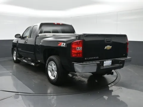 More photos of 2008 Chevrolet Silverado 1500 LT at Sullivan Auto Trading Fredericksburg, VA