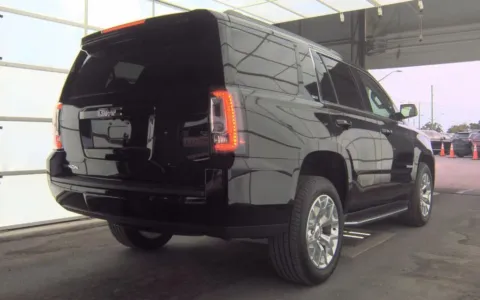 More photos of 2016 GMC Yukon SLT at Sullivan Auto Trading Fredericksburg, VA