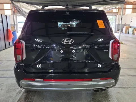 More photos of 2023 Hyundai Palisade Calligraphy at Sullivan Auto Trading Fredericksburg, VA
