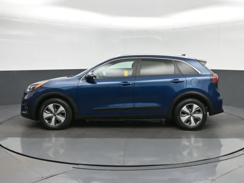 More photos of 2022 Kia Niro LX at Sullivan Auto Trading Fredericksburg, VA