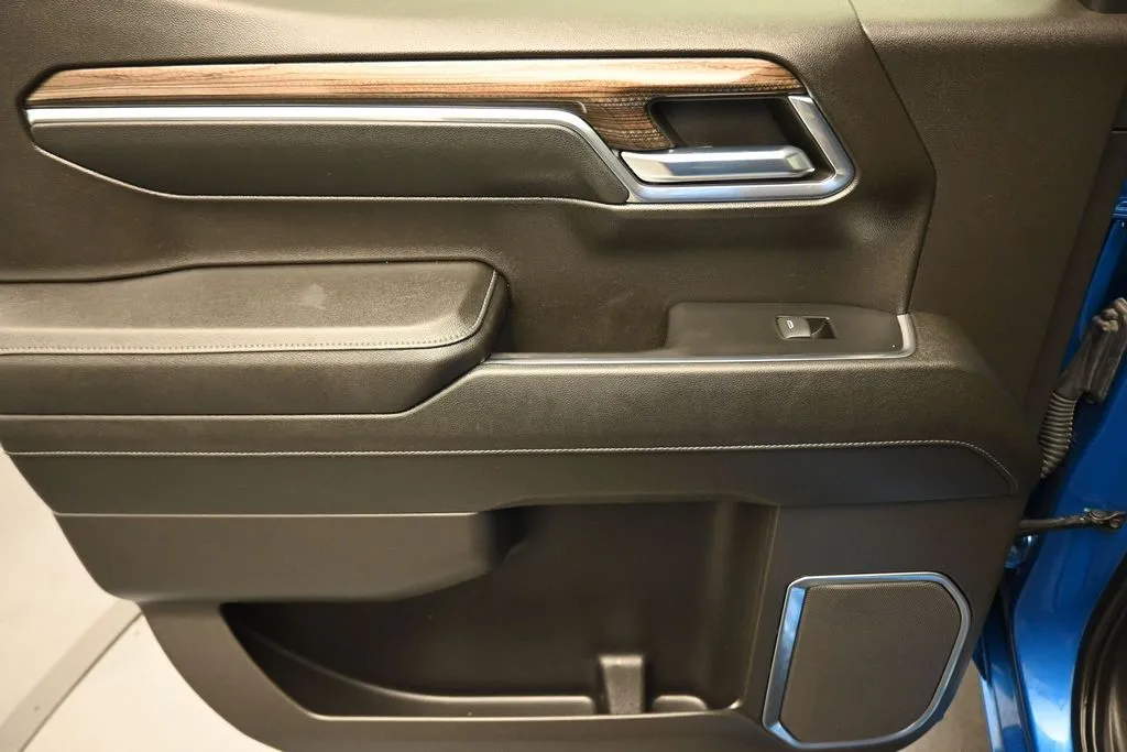 2023 Chevrolet Silverado 1500 RST - Photo 30