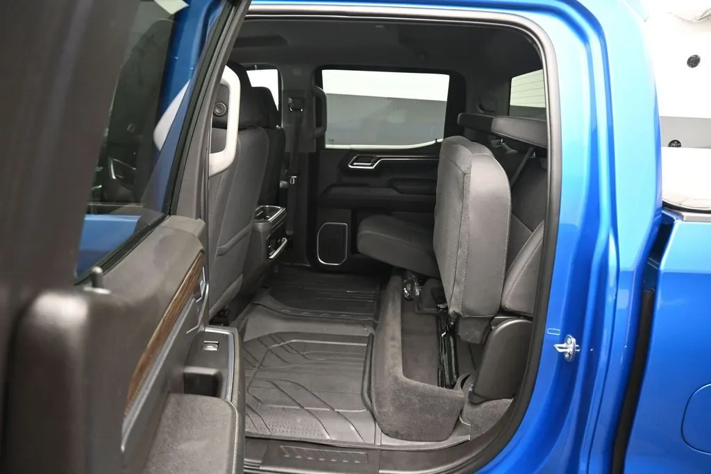 2023 Chevrolet Silverado 1500 RST - Photo 32