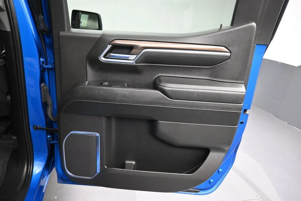 2023 Chevrolet Silverado 1500 RST - Photo 35