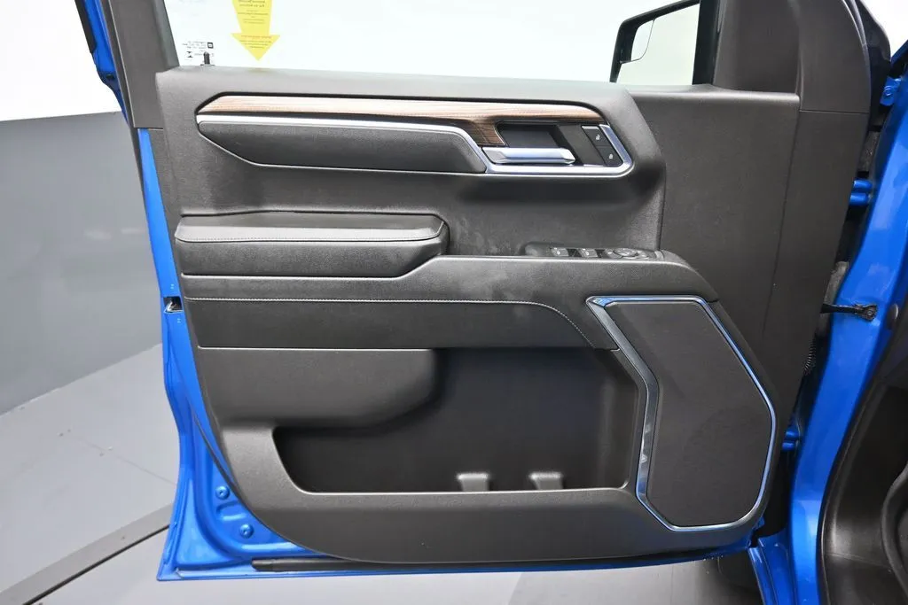 2023 Chevrolet Silverado 1500 RST - Photo 9