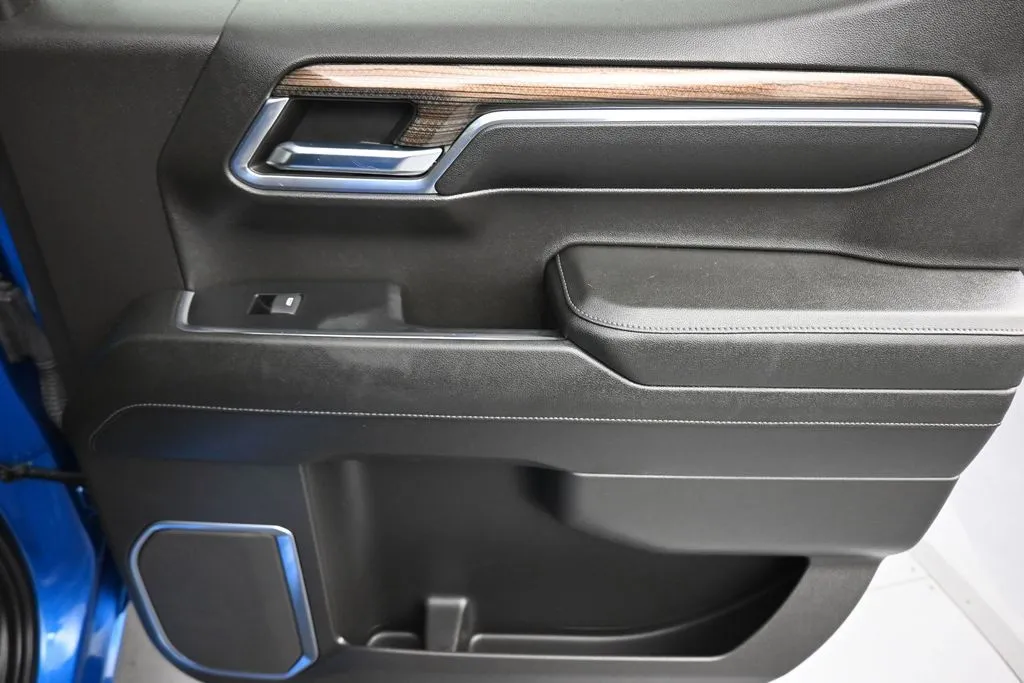 2023 Chevrolet Silverado 1500 RST - Photo 36