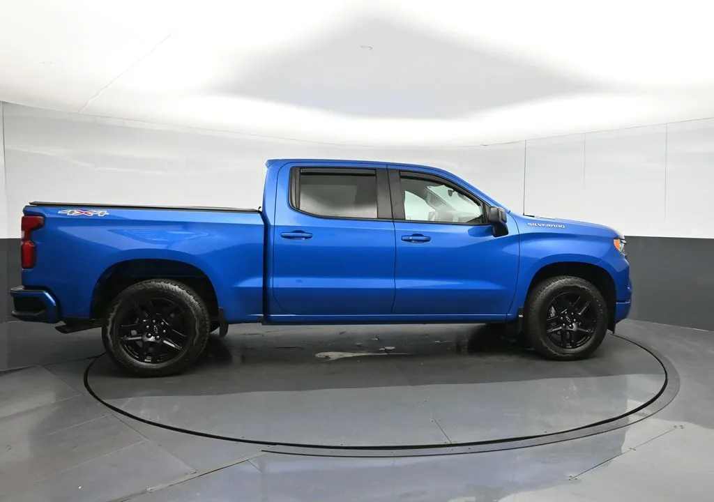 2023 Chevrolet Silverado 1500 RST - Photo 8