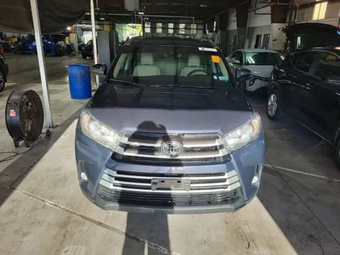 Photos of 2018 Toyota Highlander XLE for sale in Fredericksburg, VA at Sullivan Auto Trading Fredericksburg