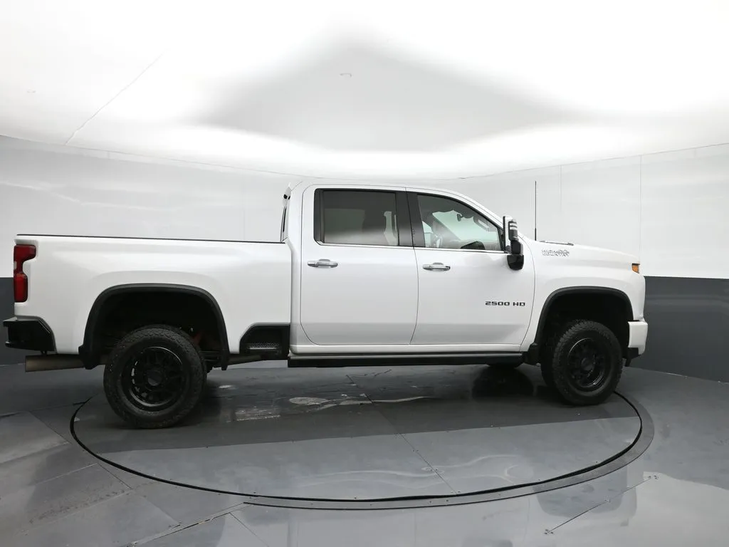 2022 Chevrolet Silverado 2500HD High Country - Photo 8