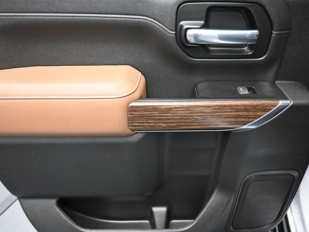 2022 Chevrolet Silverado 2500HD High Country - Photo 42