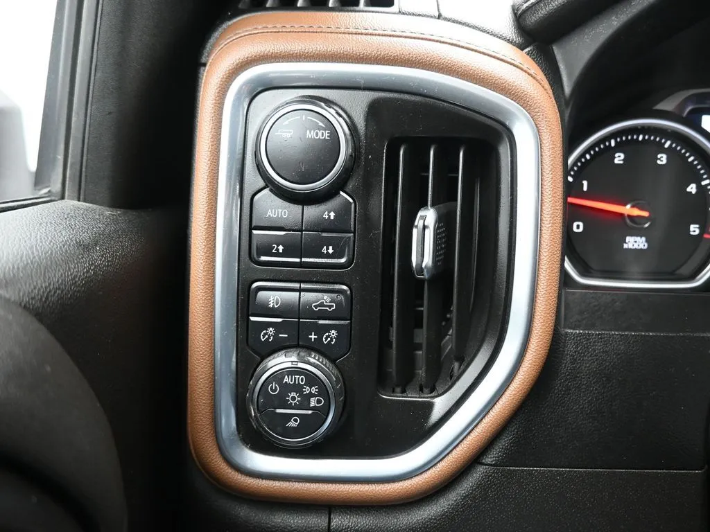 2022 Chevrolet Silverado 2500HD High Country - Photo 36