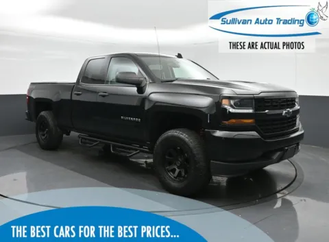 Black 2018 Chevrolet Silverado 1500 Custom for sale in Fredericksburg, VA