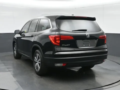 More photos of 2017 Honda Pilot EX-L at Sullivan Auto Trading Fredericksburg, VA