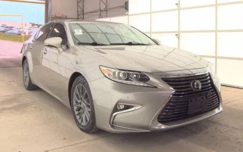Photos of 2018 Lexus ES 350 for sale in Fredericksburg, VA at Sullivan Auto Trading Fredericksburg