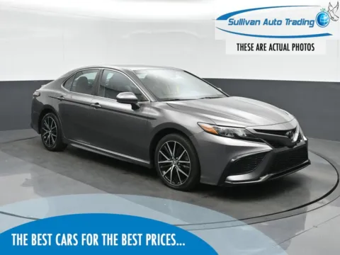 Gray 2021 Toyota Camry SE for sale in Fredericksburg, VA