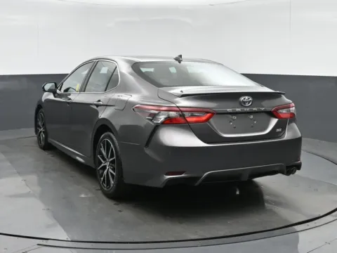 More photos of 2021 Toyota Camry SE at Sullivan Auto Trading Fredericksburg, VA