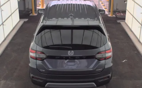 More photos of 2023 Honda Pilot EX-L at Sullivan Auto Trading Fredericksburg, VA