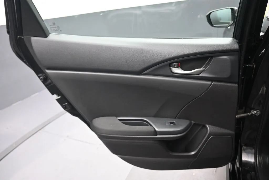 2020 Honda Civic Hatchback LX - Photo 27