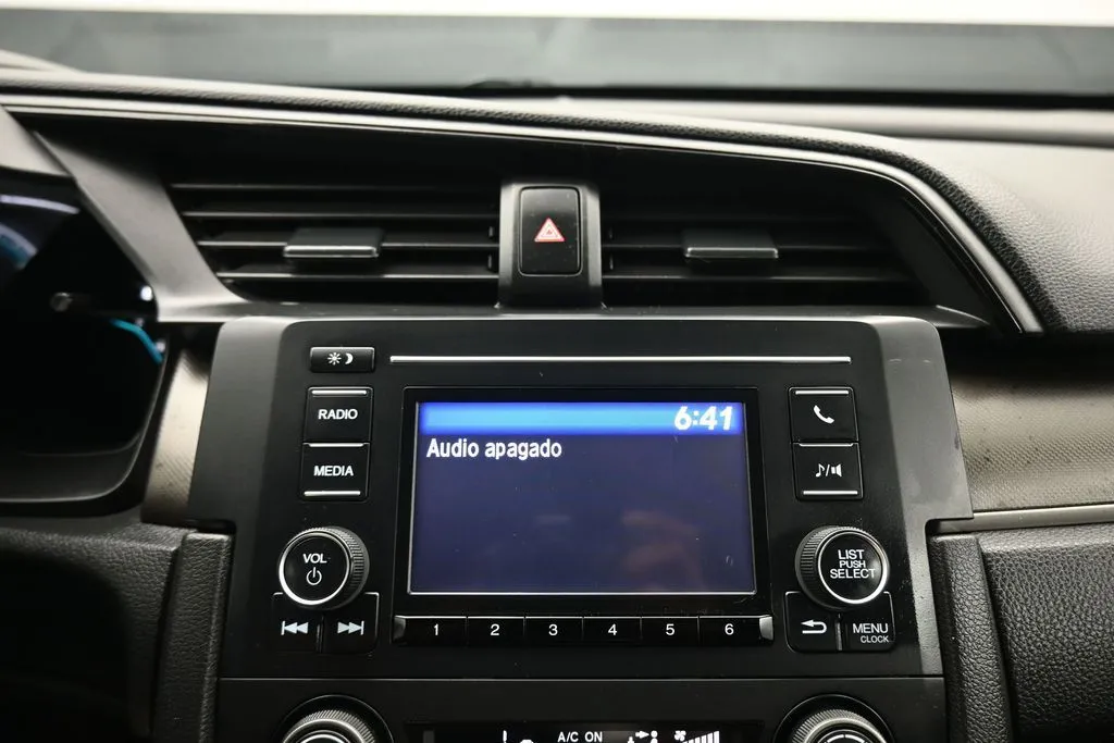 2020 Honda Civic Hatchback LX - Photo 16