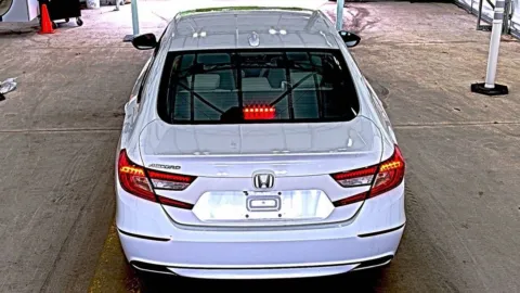 More photos of 2018 Honda Accord EX-L at Sullivan Auto Trading Fredericksburg, VA