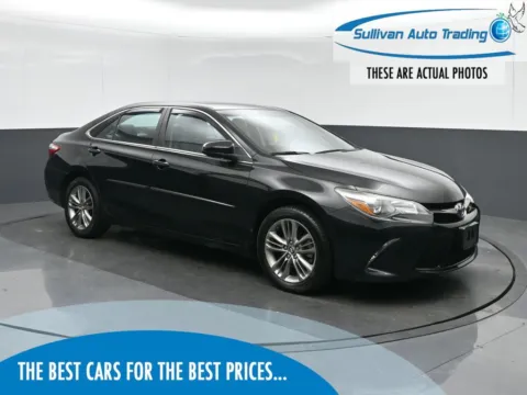 Black 2016 Toyota Camry SE for sale in Fredericksburg, VA