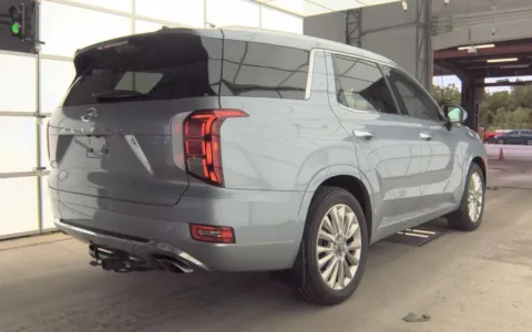 More photos of 2020 Hyundai Palisade Limited at Sullivan Auto Trading Fredericksburg, VA
