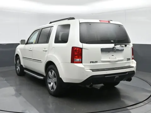More photos of 2015 Honda Pilot Touring at Sullivan Auto Trading Fredericksburg, VA