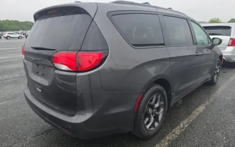 Another view of 2019 Chrysler Pacifica Touring L for sale in Fredericksburg, VA at Sullivan Auto Trading Fredericksburg