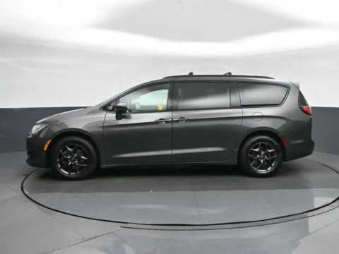 More photos of 2019 Chrysler Pacifica Touring L at Sullivan Auto Trading Fredericksburg, VA