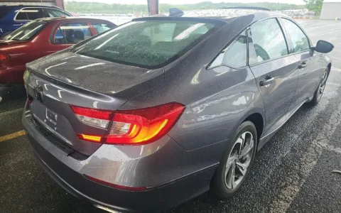 More photos of 2020 Honda Accord EX-L 2.0T at Sullivan Auto Trading Fredericksburg, VA