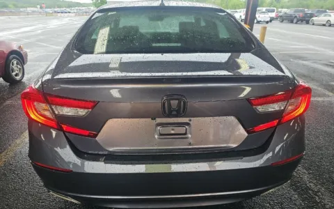 More photos of 2020 Honda Accord EX-L 2.0T at Sullivan Auto Trading Fredericksburg, VA