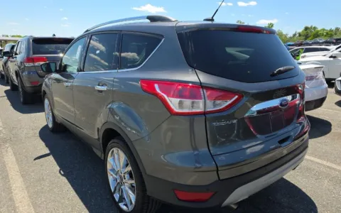 More photos of 2016 Ford Escape SE at Sullivan Auto Trading Fredericksburg, VA