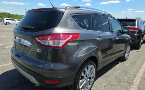 Another view of 2016 Ford Escape SE for sale in Fredericksburg, VA at Sullivan Auto Trading Fredericksburg