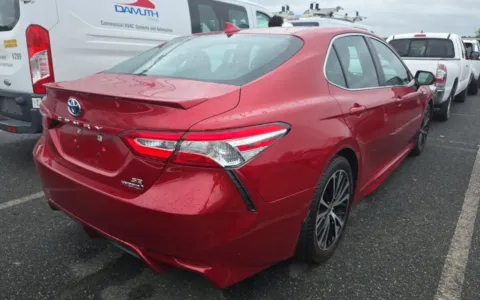 Another view of 2020 Toyota Camry Hybrid SE for sale in Fredericksburg, VA at Sullivan Auto Trading Fredericksburg