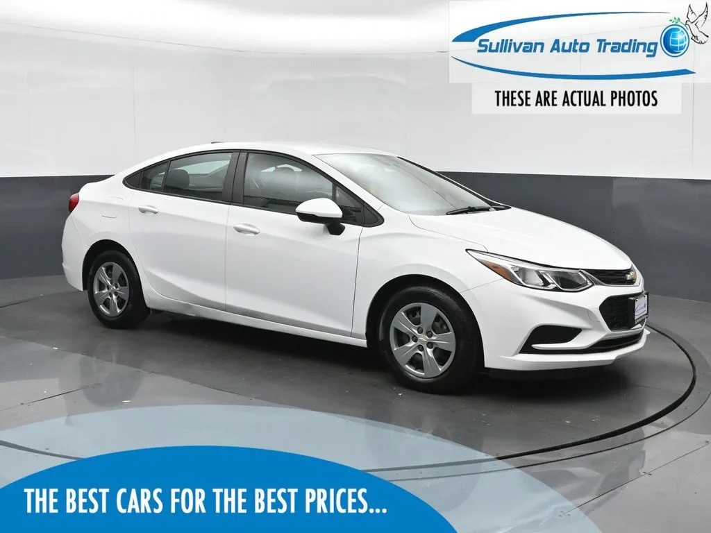 White 2018 Chevrolet Cruze LS for sale in Fredericksburg, VA