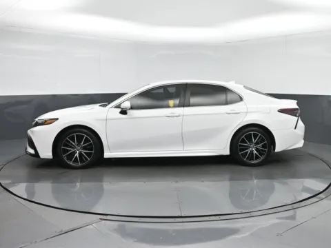 More photos of 2023 Toyota Camry SE at Sullivan Auto Trading Fredericksburg, VA