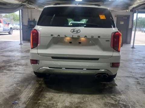 More photos of 2021 Hyundai Palisade Calligraphy at Sullivan Auto Trading Fredericksburg, VA