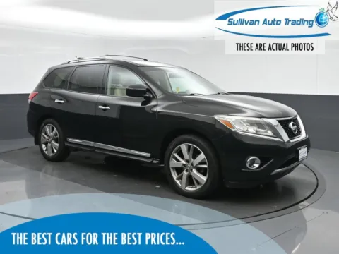 Black 2016 Nissan Pathfinder Platinum for sale in Fredericksburg, VA