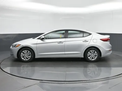 More photos of 2018 Hyundai Elantra SE at Sullivan Auto Trading Fredericksburg, VA