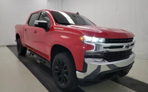 Another view of 2019 Chevrolet Silverado 1500 LT for sale in Fredericksburg, VA at Sullivan Auto Trading Fredericksburg