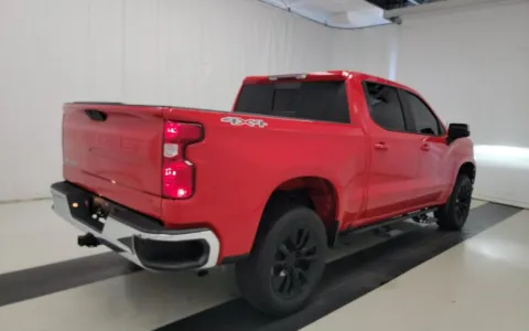 More photos of 2019 Chevrolet Silverado 1500 LT at Sullivan Auto Trading Fredericksburg, VA