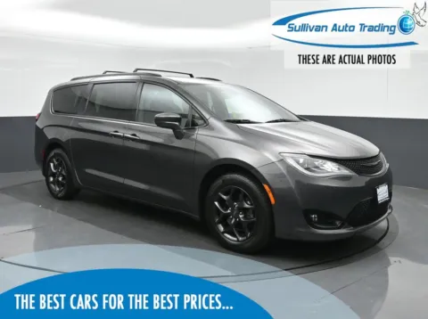 Unknown 2019 Chrysler Pacifica Touring L for sale in Fredericksburg, VA