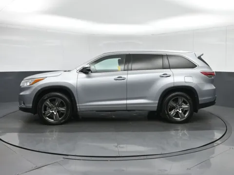 More photos of 2016 Toyota Highlander Limited at Sullivan Auto Trading Fredericksburg, VA