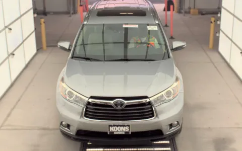 Photos of 2016 Toyota Highlander Limited for sale in Fredericksburg, VA at Sullivan Auto Trading Fredericksburg