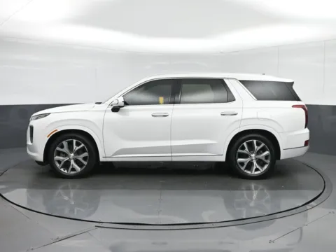 More photos of 2022 Hyundai Palisade Limited at Sullivan Auto Trading Fredericksburg, VA