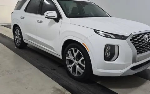 Photos of 2022 Hyundai Palisade Limited for sale in Fredericksburg, VA at Sullivan Auto Trading Fredericksburg