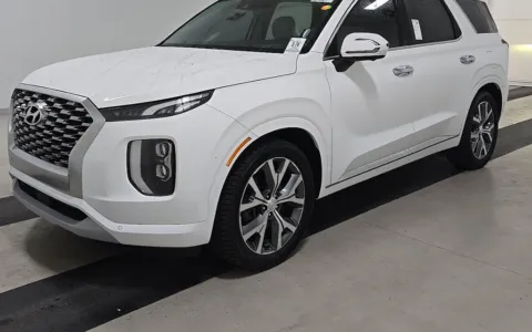 More photos of 2022 Hyundai Palisade Limited at Sullivan Auto Trading Fredericksburg, VA