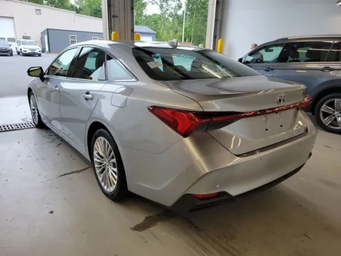 More photos of 2021 Toyota Avalon Hybrid Limited at Sullivan Auto Trading Fredericksburg, VA